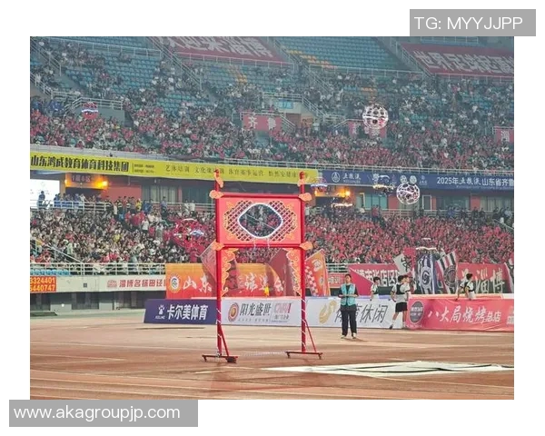 足球明星重温古老技艺观看蹴鞠视频感受传统文化魅力与现代足球的碰撞